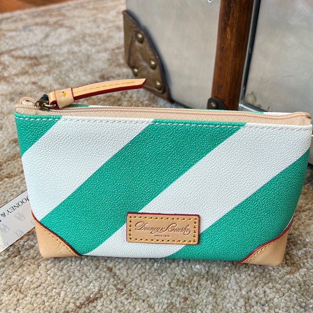 Dooney & Burke pouch brand new!!!!